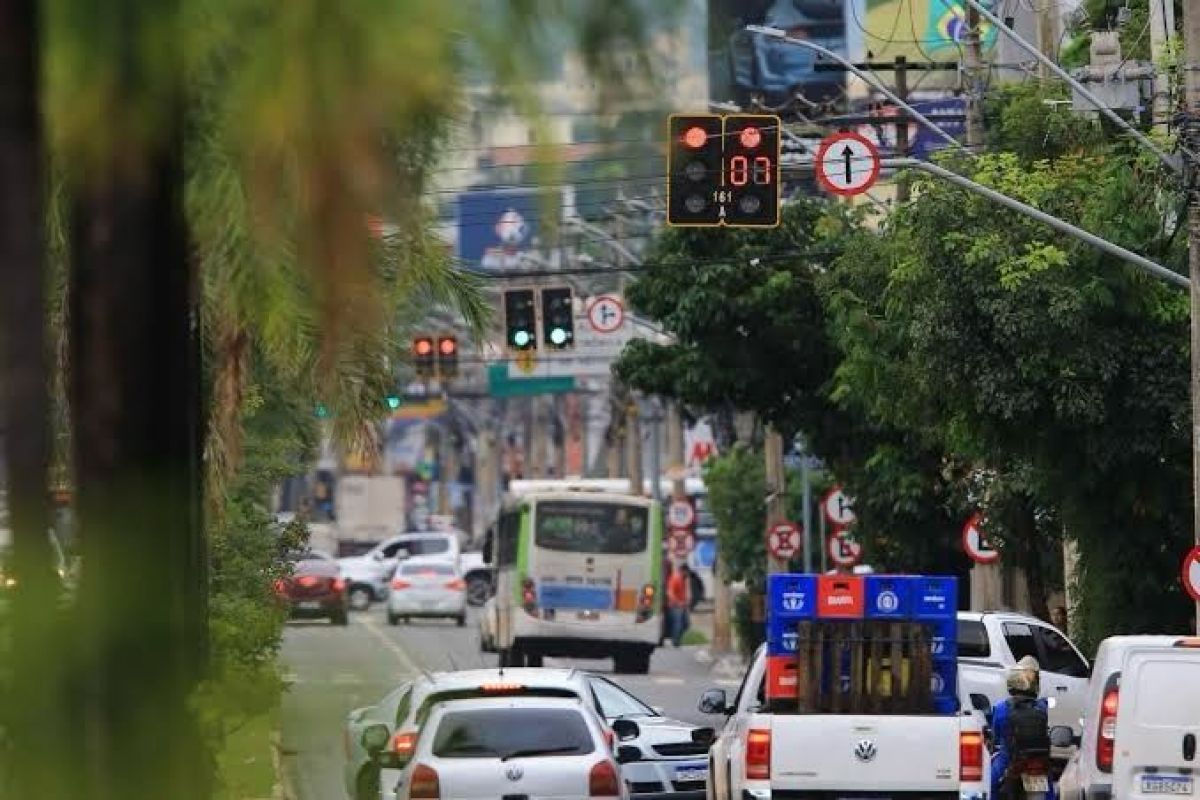 Problemas na sincronização semafórica são motivos de reclamações dos motoristas  de Goiânia